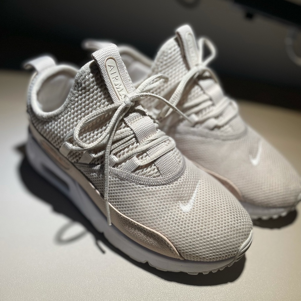 Nike Air Max 90 Ez in Desert Sand